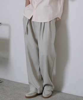 Belted all-day three-tuck pants_Light Gray